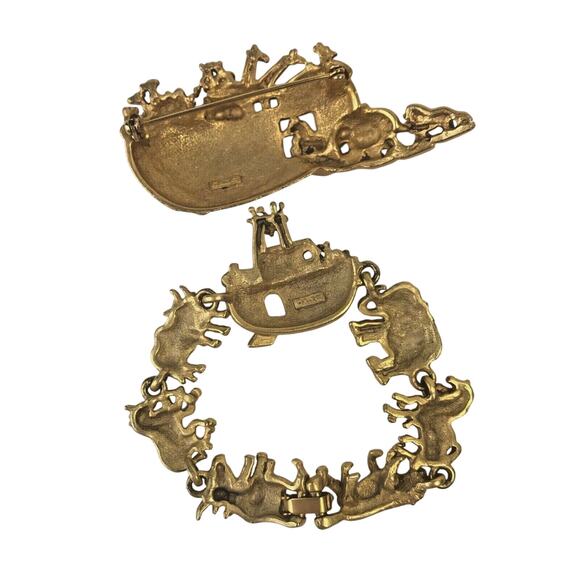 Noah's Ark Pin Brooch with Matching Bracelet Gold-Tone c.1980's A.J.C. Jewelry - Picture 8 of 8